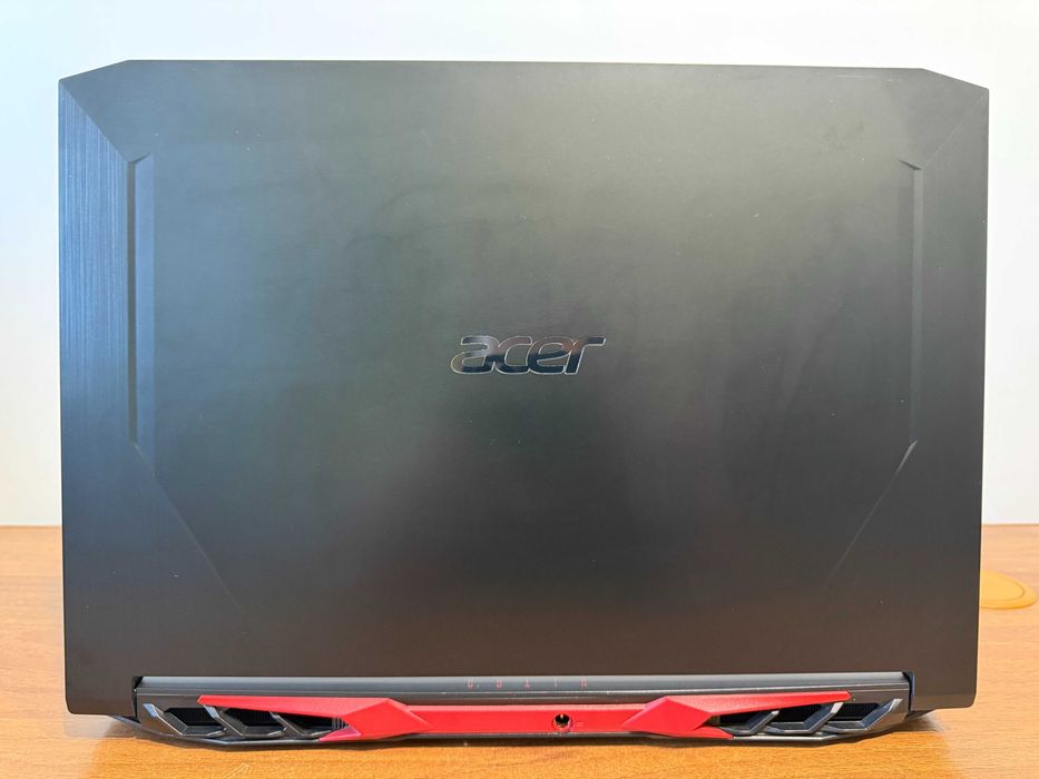 Acer Nitro AN515-55. Intel Core i7-10750H, GeForce RTX 2060, Ram 16GB, SSD 512Gb
