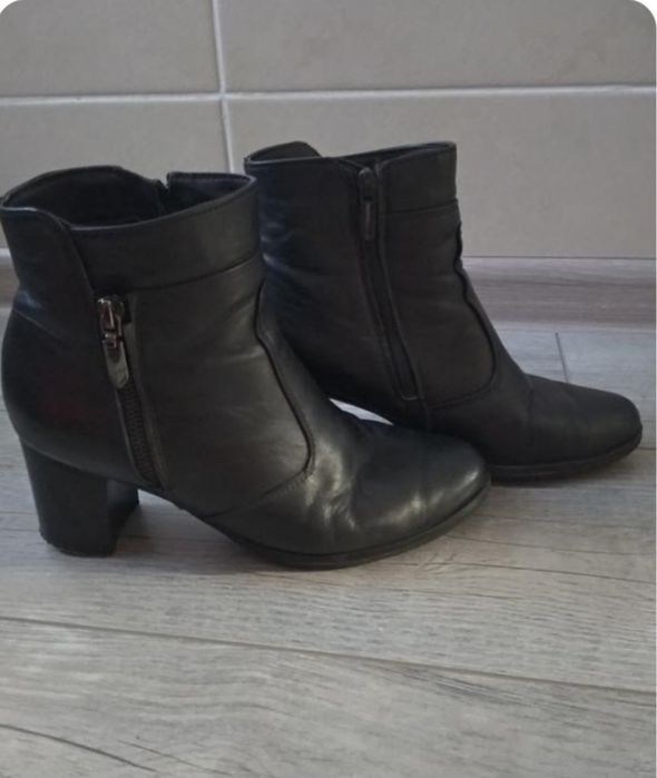 Ботинки демі 38 р.