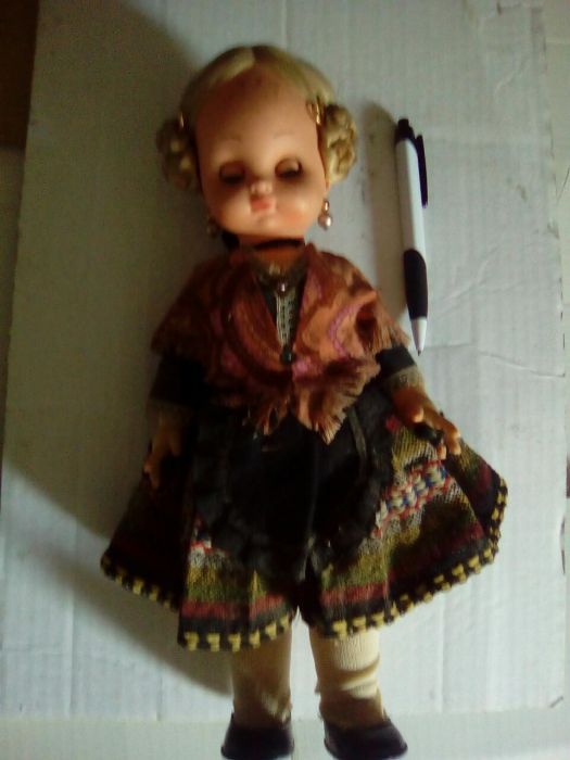 Boneca antiga coleção