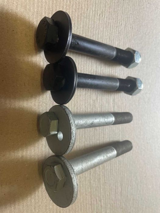 Болт развальный   6508907AA Jeep Cherokee, Dodge Nitro