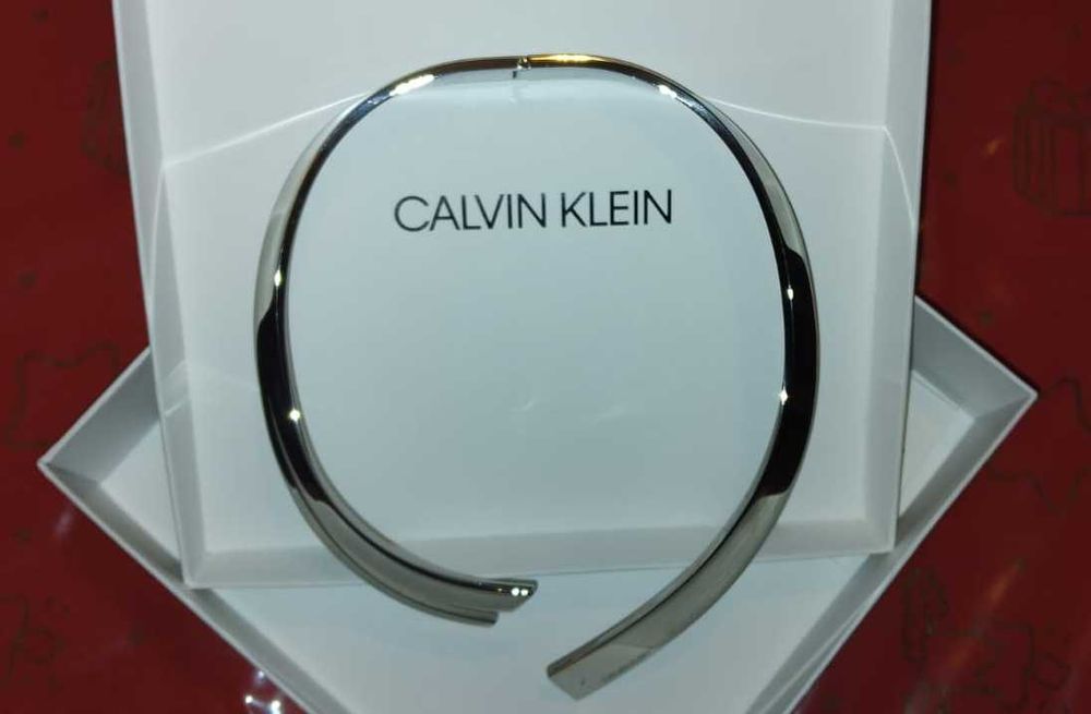 Colar Calvin Klein em aço