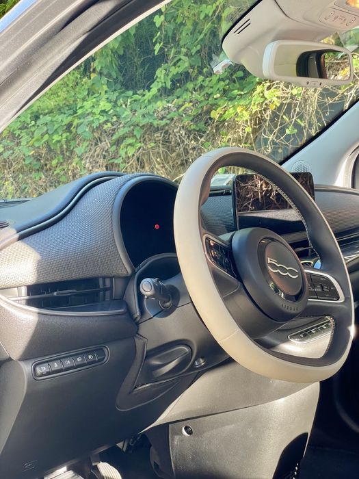 Fiat 500 E La Prima