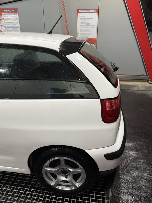 Seat Ibiza 1.9 SDI (2002) - Fiável, Económico e Pronto a andar!