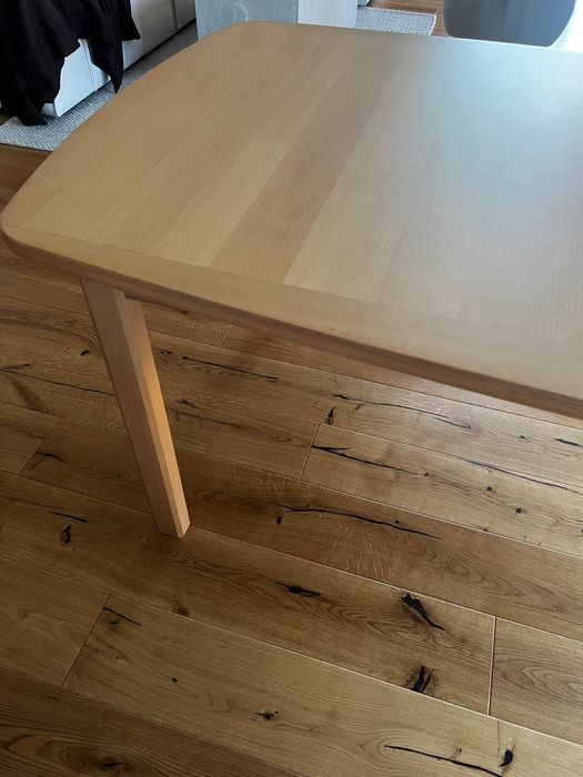 Stół drewniany rozkladany