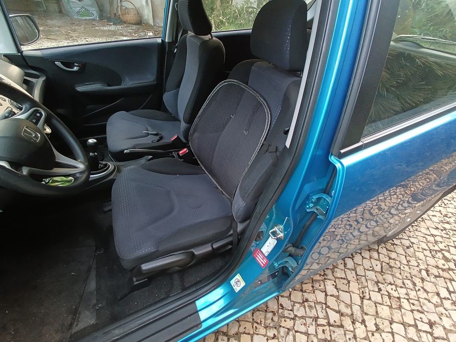 Honda Jazz gasolina engate reboque