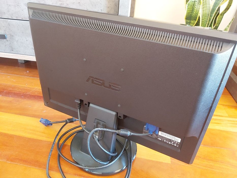 Monitor PC Asus 22 polgadas