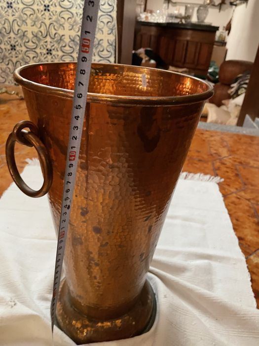Porta guarda chuvas em cobre