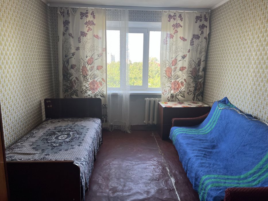 Продам кімнату в гуртожитку Казбет