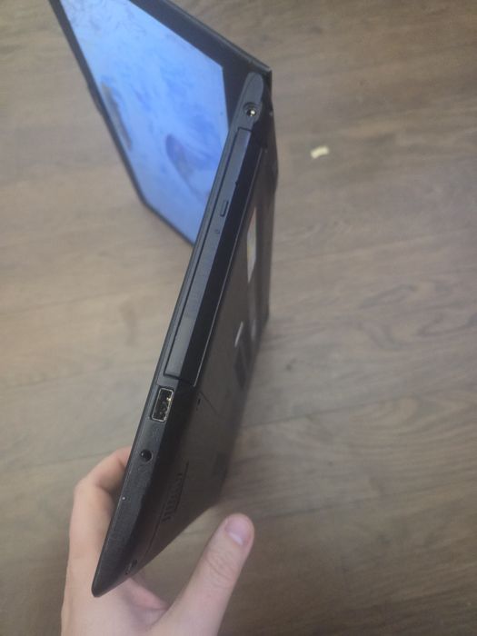 Acer Aspire E5-576 I3 gen 8 / 8GB / 120GB / WIN  11 / 15.6 cala