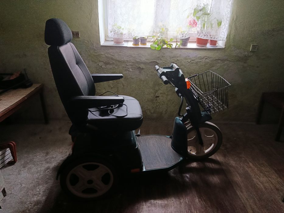Skuter inwalidzki elektryczny