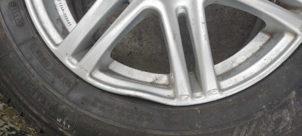 Продам колеса R16