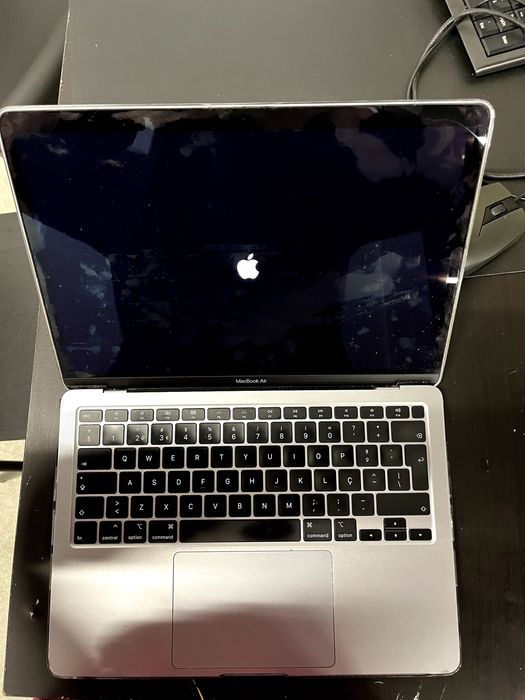 MacBook Air 13.5 2020