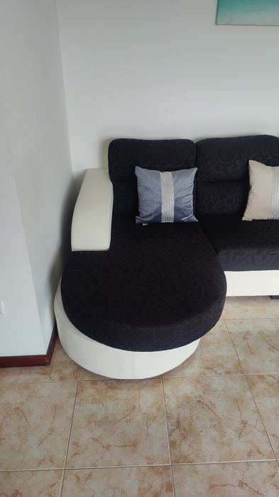 Vende sofá como novo as almofadas são de oferta