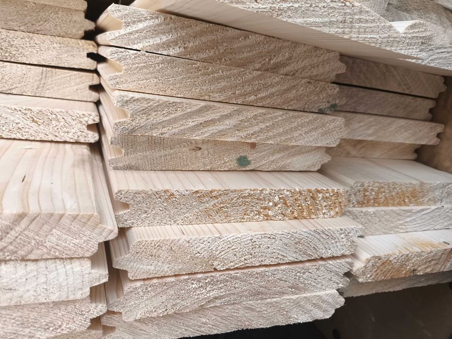 Sztachety drewniane, listwy ławkowe, deski, boazeria