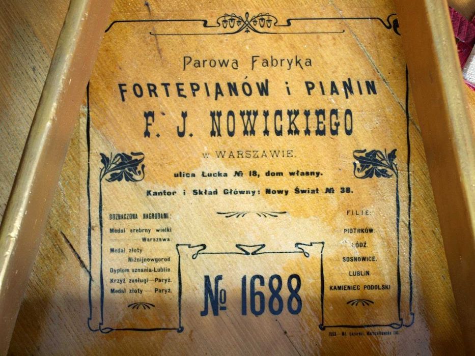 Fortepian F.J. Nowicki
