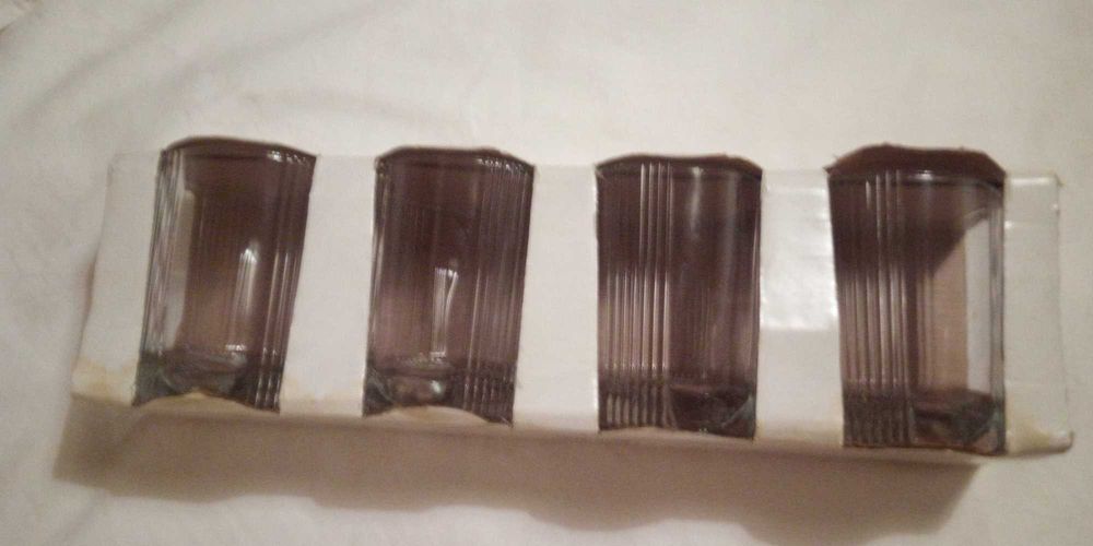 4 copos whiskey novos