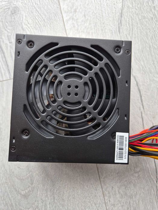 свіжий блок живлення 600W QUBE 80PLUS (4+4 CPU. 6+2 GPU). Trade-IN.