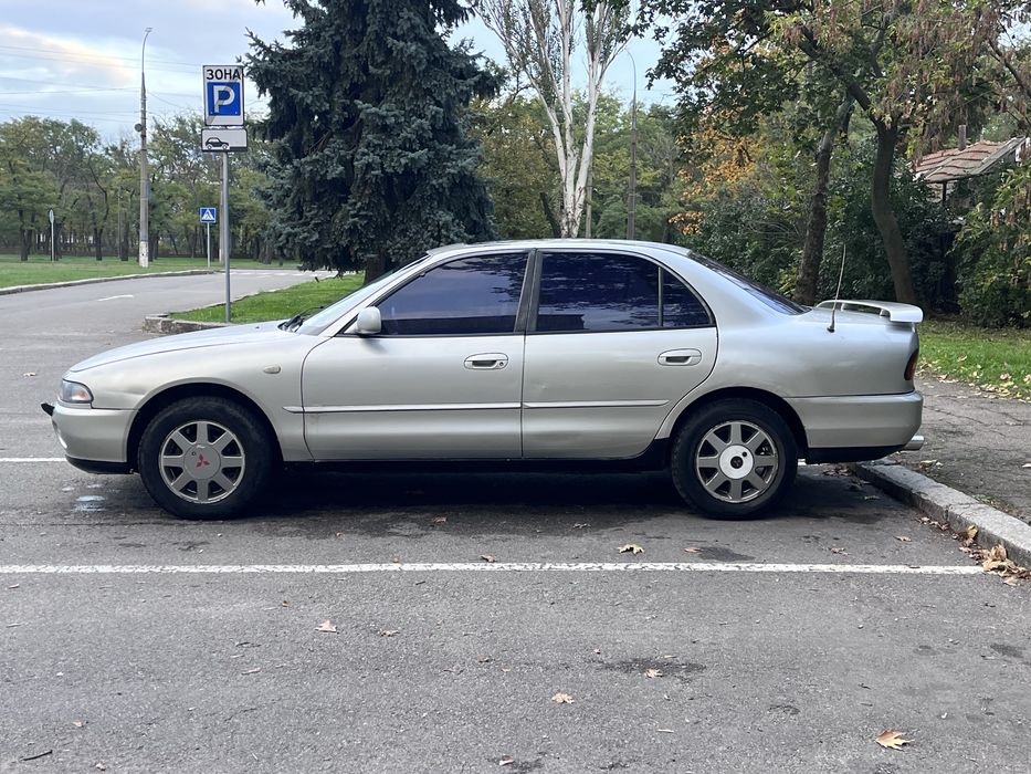 Mitsubishi galant 7
