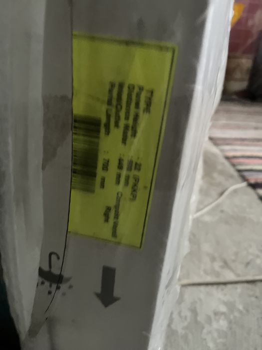 Батарея повністю нова в упаковці, в наявності 2 шт.