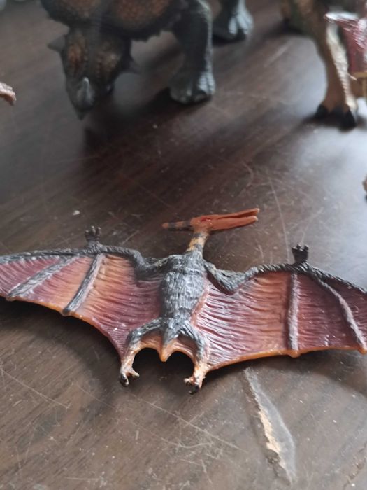 5 Dinossauros de brincar ou coleção
