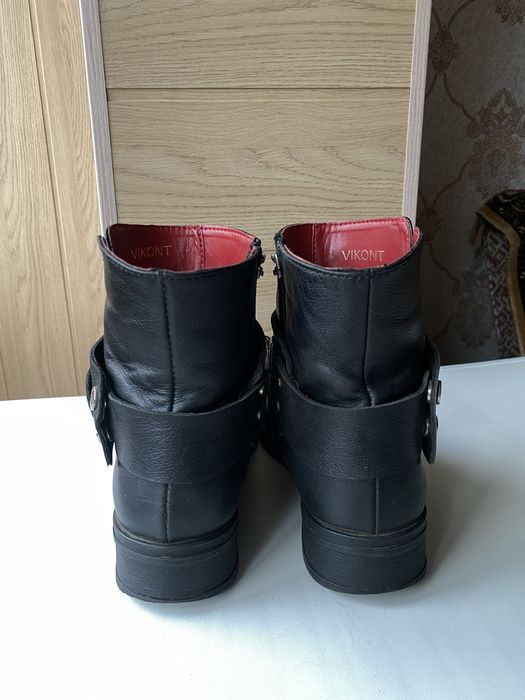 Шкіряні боти/черевики