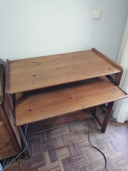 Secretaria em pinho mel