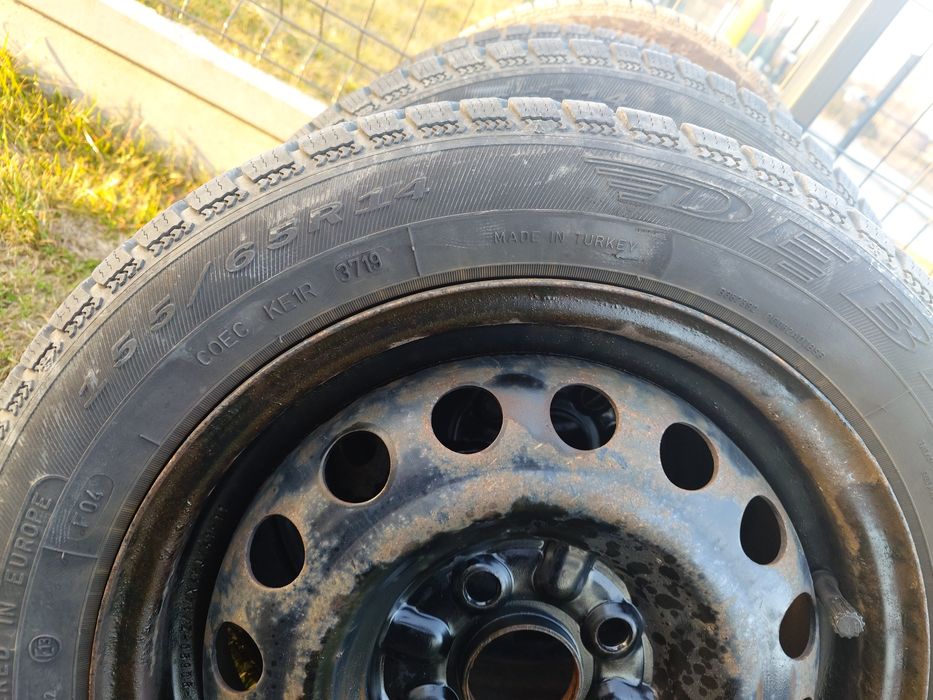 Opony zimowe Dębica 155/65/R14 + felgi stalowe