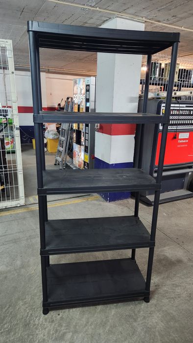 Vendo estantes arrumação plasticas 5 prateleiras usadas