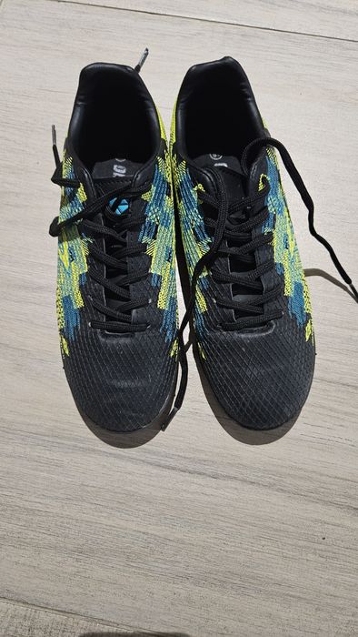 Футбольные бутсы