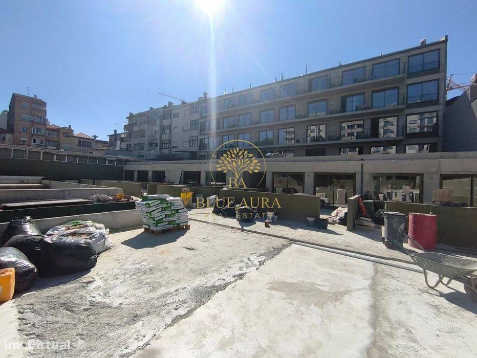 Apartamento T1 Duplex com Terraço e Piscina