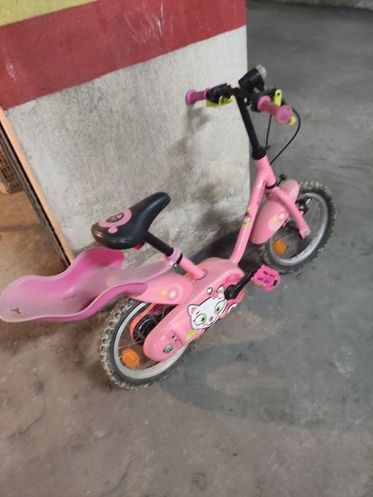 Bicicleta rosa infantil