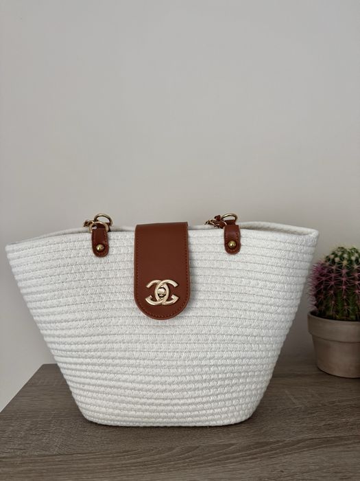 Плетена сумка пляжна в стилі Chanel
