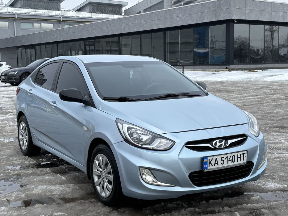 Хюндай Акцент 1.4 автомат