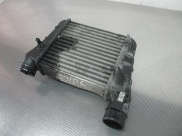 Radiador do intercooler AUDI A4 (8EC, B7)