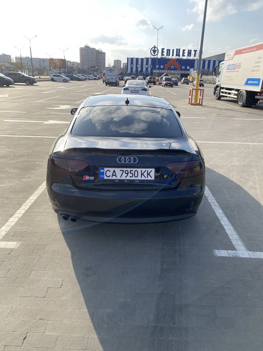 Audi A5 quattro PREMIUM 2.0 tfsi АКПП Multitronik