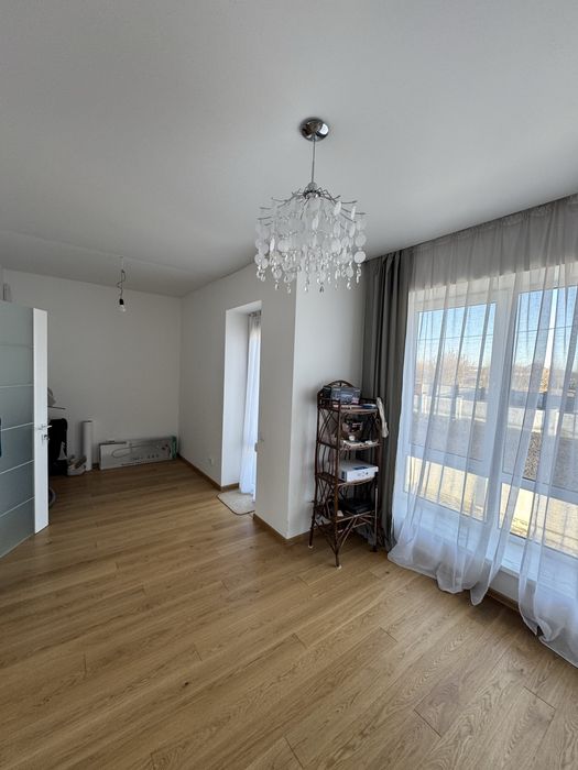 ПРОДАЖ котеджу з ремонтом в с.Зубра (поруч Сихова)