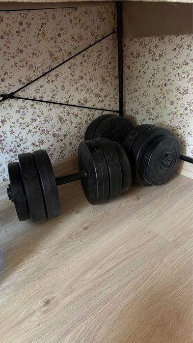 Продам гантели 2шт