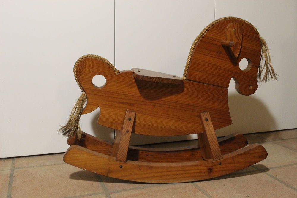 Cavalinho de Madeira