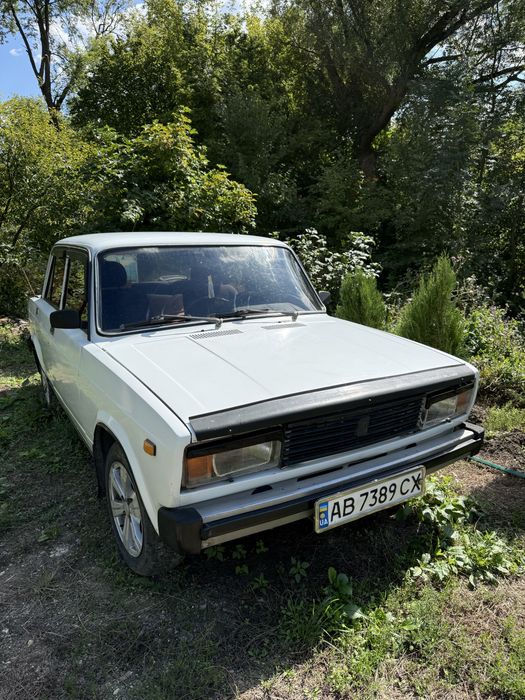 Автомобіль ВАЗ 2105 терміновий продаж 1990р. хороший стан!!!