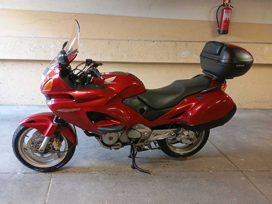 Honda Deuville 650 NT