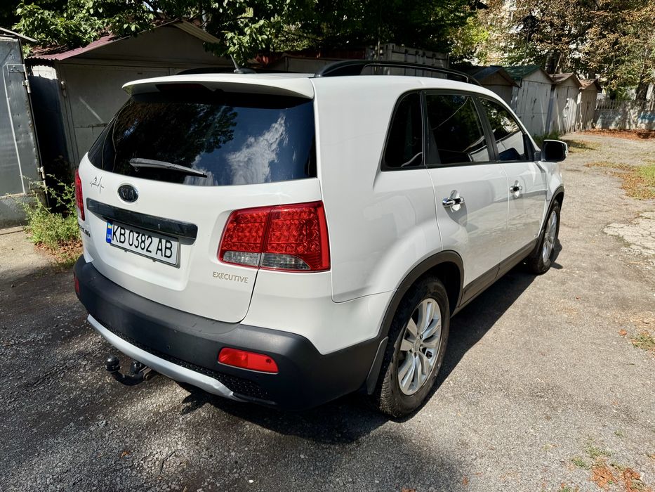 Продам KIA SORENTO 2.2d