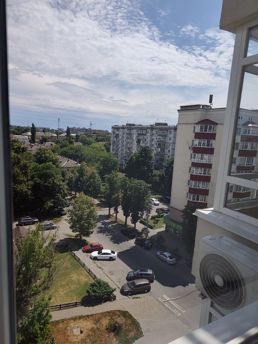 Здам в оренду 1 кімнатну квартиру з дизайнерським ремонтом в Центрі міста! Перша здача!