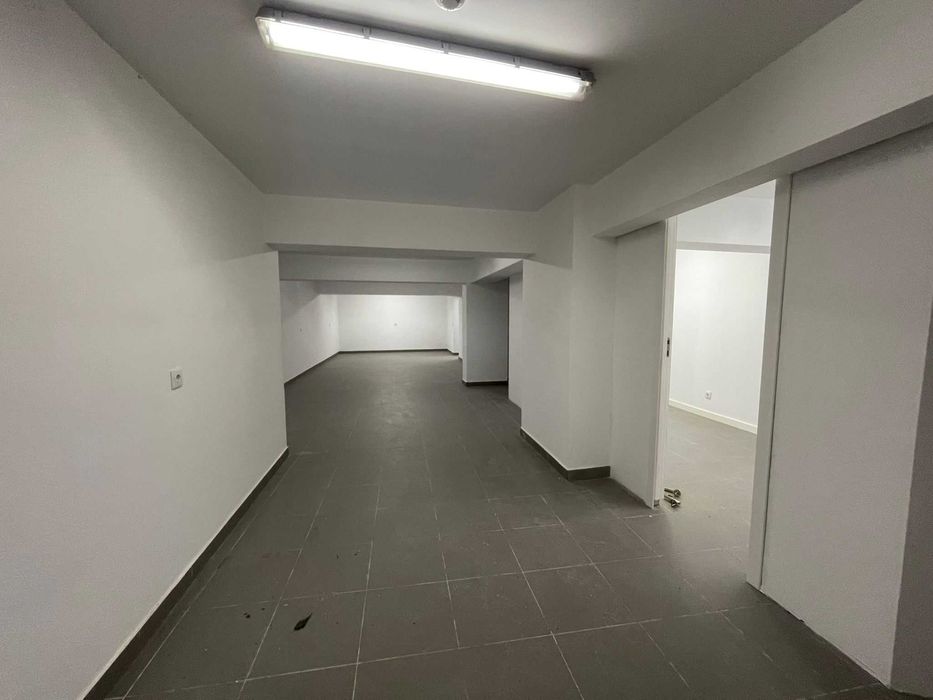 LOJA 240M2 Arrendamento Amadora