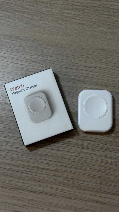 Nowy magnetyczny adapter do ładowania Apple Watch - biały