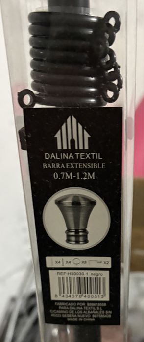 Varão de Cortina Extensível Preto (0.7m a 1.2m) - Novo