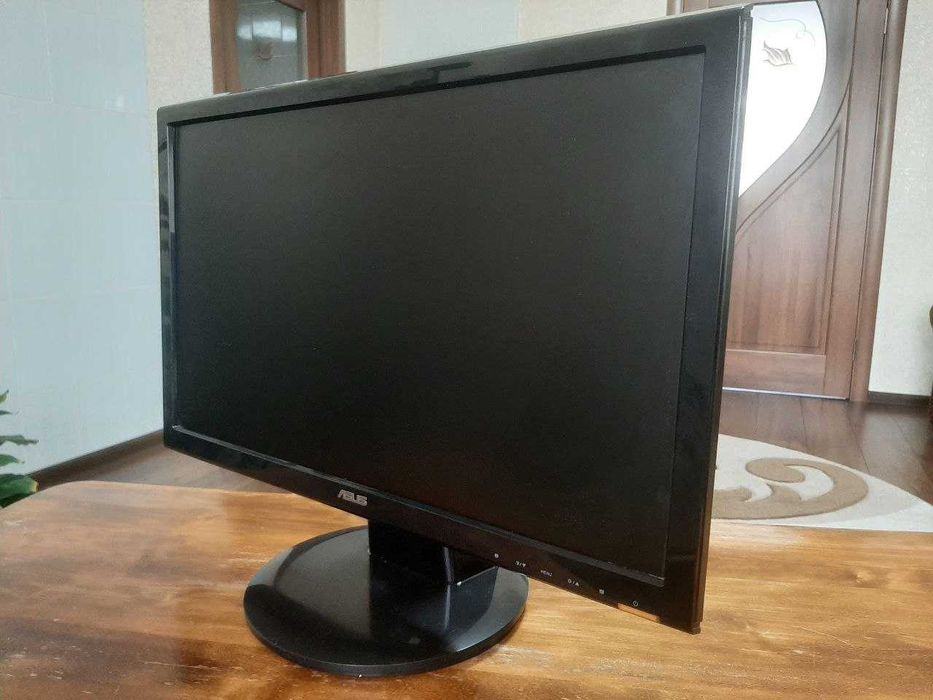 Монітор Asus VH228D в хорошому стані