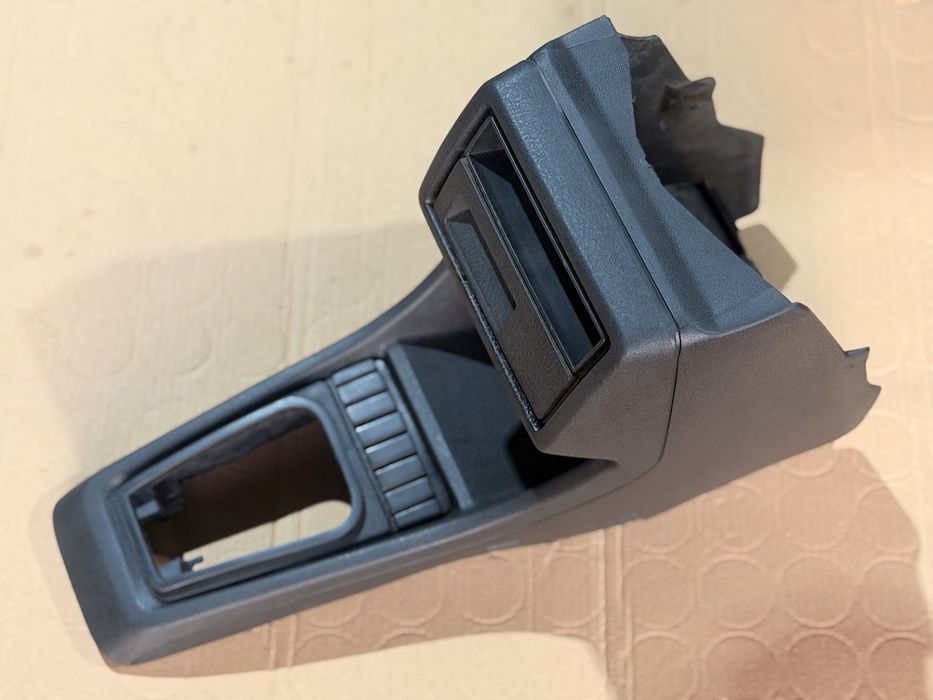 Consola central Golf 2