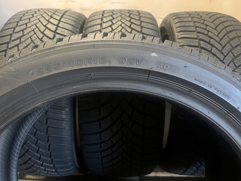 4 x BRIDGESTONE Blizzak LM005 225/40 R18 92V Extra Load (XL) zimowe
