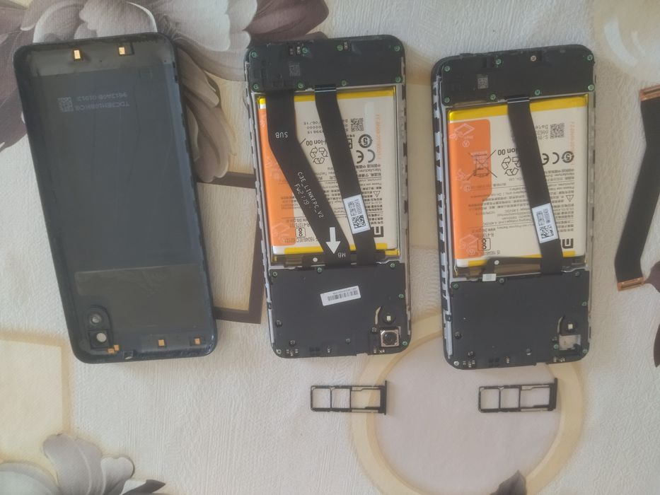 1,5 смартфона Redmi 7A 2/16 GB не працюють!