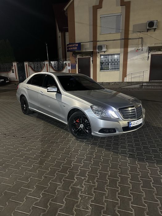 Мерседес  e klasse w212
